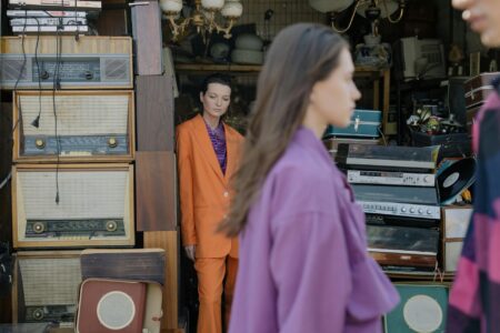 Acne Studios’ Minimalist Leather Bags Are Quietly Overtaking It-Girl Wishlists Acne Studios' Minimalist Leather Bags Are Quietly Overtaking It-Girl Wishlists